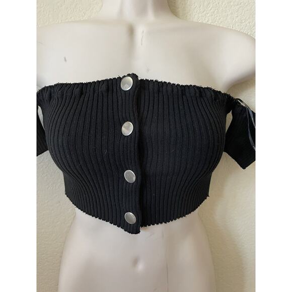 Black Ribbed Raw Edge Off The Shoulder Short Sleeve Button Crop Top Size S - Picture 2 of 6